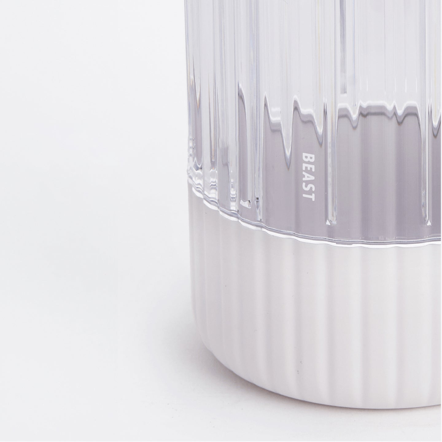 Beast Mighty Blender 650 / Cloud White