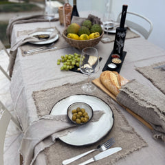 AquaVireo Fringed Linen Tablecloth / Natural